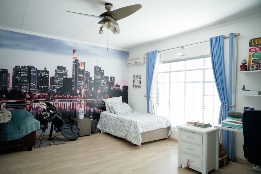 4 Bedroom Property for Sale in Wilkoppies North West